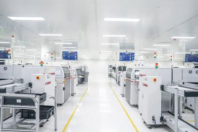 良信海盐工厂荣登2023“中国标杆智能工厂”百强榜，物联网技术服务引领产业升级